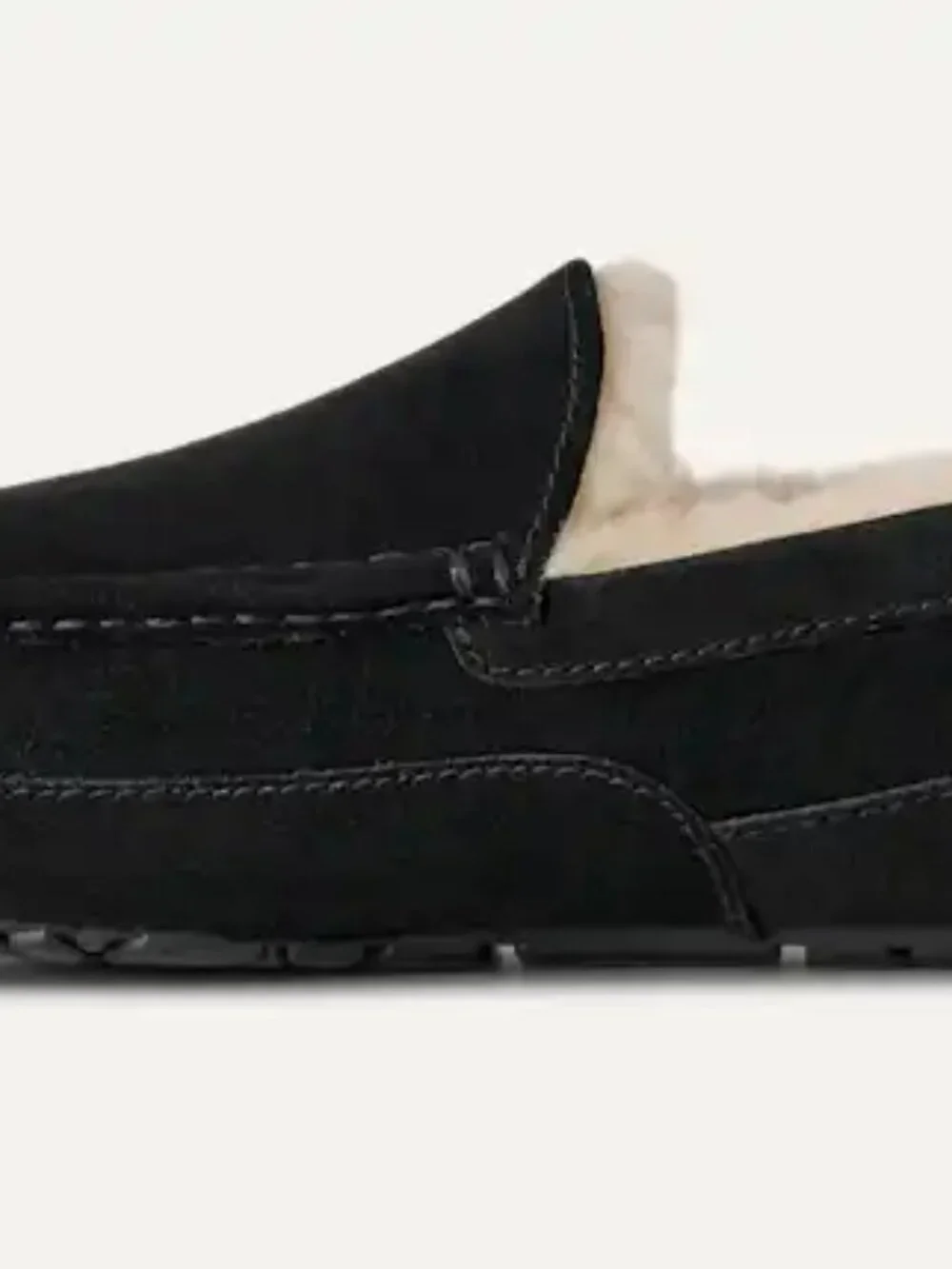 UGG Men's Ascot Suede Slipper, Black, Size 7, Brand New in Box